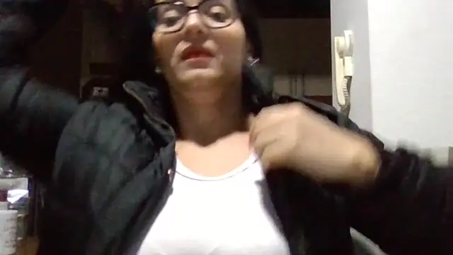 sarita_star webcam