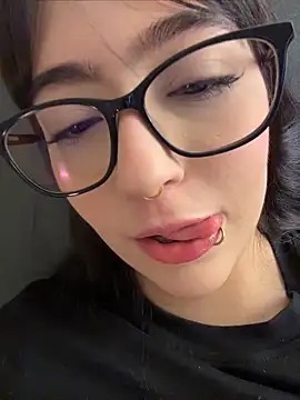 HinaSweet webcam