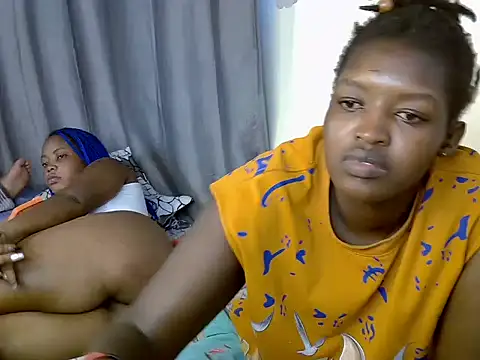 Lorainebabes webcam