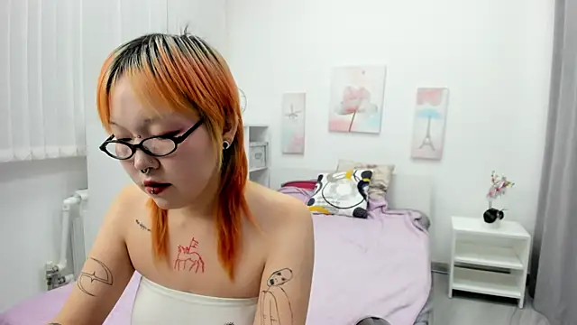 Cute__Kiko webcam