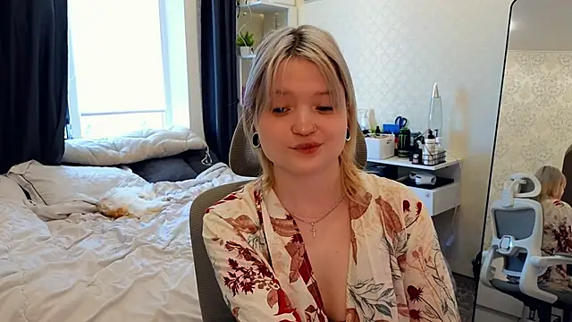 GlimmerGirl_ webcam