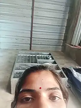 Cut_usha35 webcam