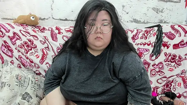 Nadine_asian webcam