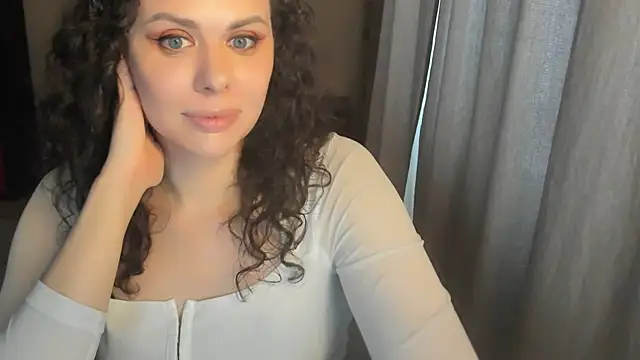 MollyCheiz webcam