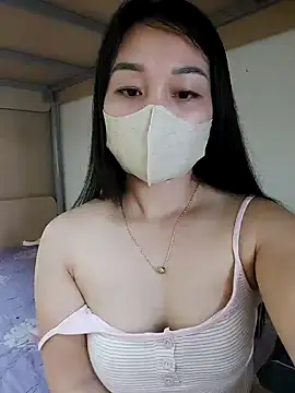 Laurie369 webcam