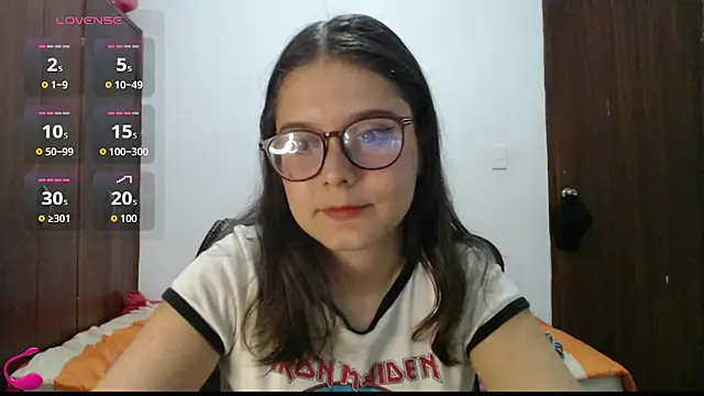 MadieeLorez webcam