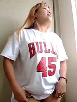CockBiter83 webcam