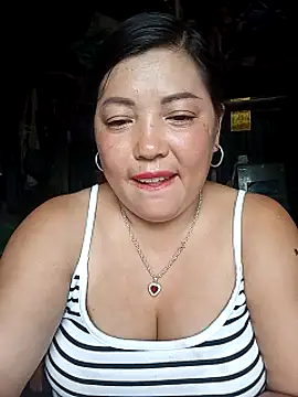 sary-hot2x webcam