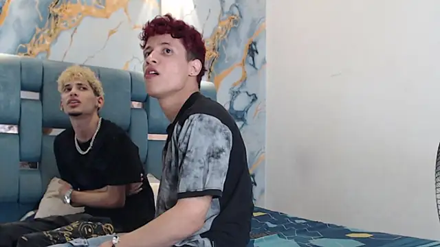 YOUNG_BOYS_HELL webcam
