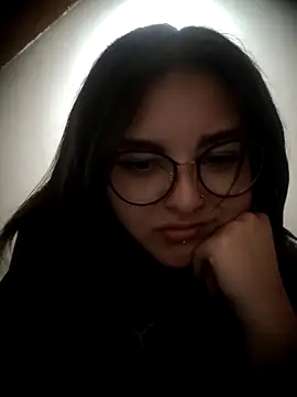 Aly_96 webcam