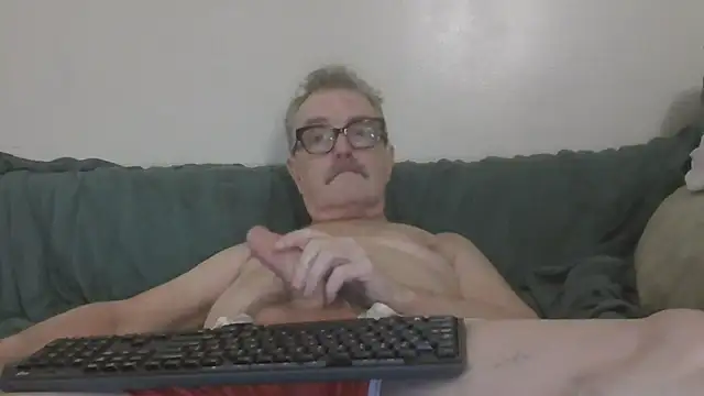 KinkyStacheDaddy webcam