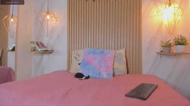 Chloe_moon1 webcam
