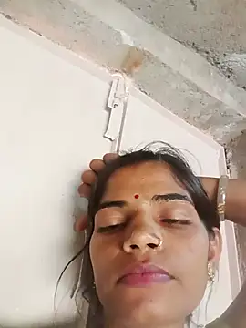 Cut_usha35 webcam