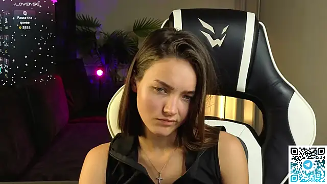 Leslie_Scott webcam