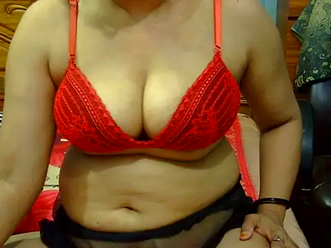 Horny_Doll24