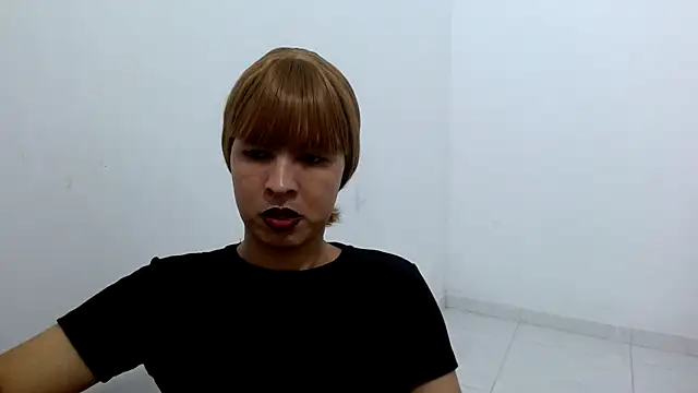 estefania224 webcam