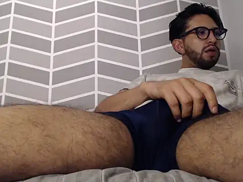 thomass1018 webcam