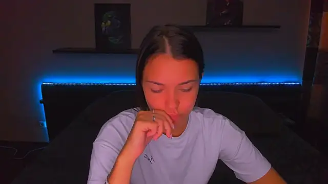 AlexaBarkley webcam