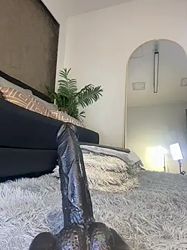 Isa__Blanc webcam