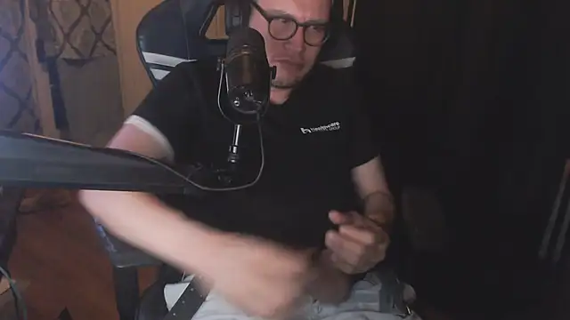 chicostick413 webcam