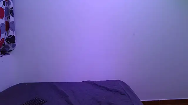 Luciasmith_74829 live cam on StripChat