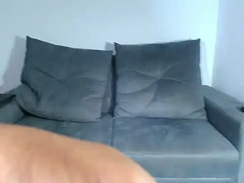 Laura_Cramz webcam