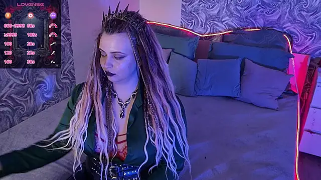 Miss_Maya_Mils webcam
