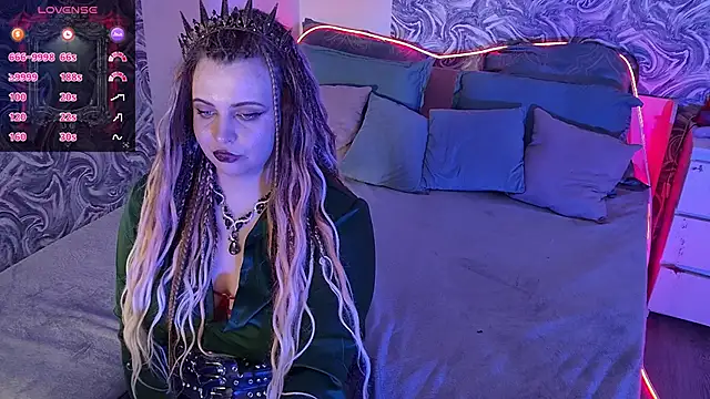 Miss_Maya_Mils webcam