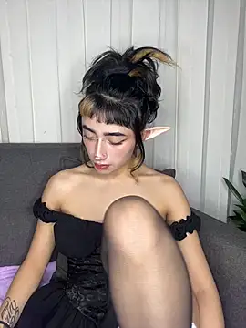 baby_akuma webcam