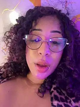 Woo_isDaphne webcam