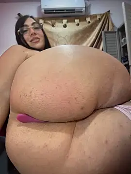 Sarahballiston_ webcam