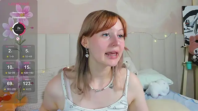 AdeleSilvy webcam