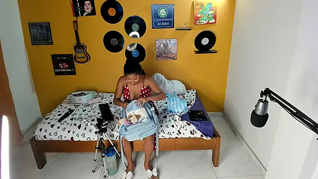 lilithevil32 webcam
