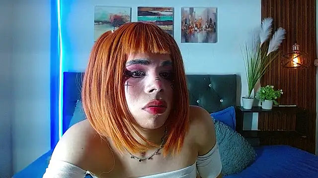 emma_cut3_ webcam