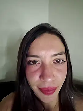 loveuu-bae webcam