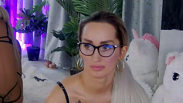 IsabelleEthan webcam