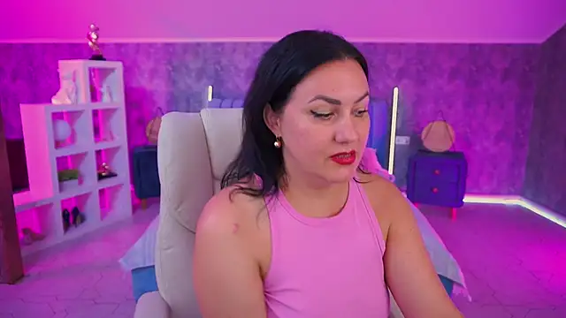 VelvetLuck webcam