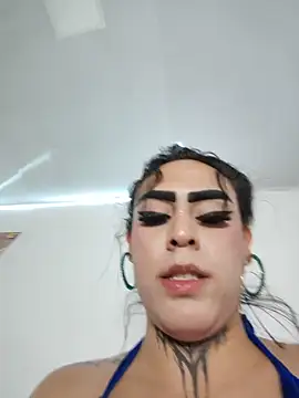 Modèle: Perla_Hotcortes