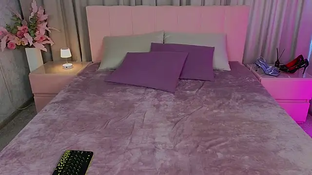 Ariana_Petite webcam