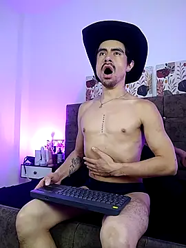 Ethan_Briggs_ webcam