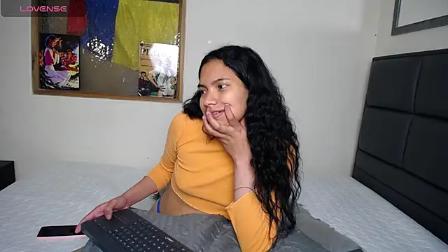 Julieta_Parker webcam