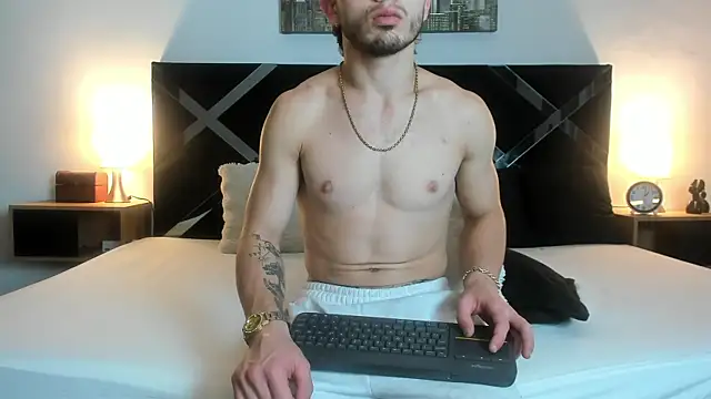 Zeus_damian21 webcam