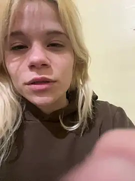 lolitacoreee webcam