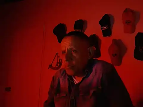 AlekNoir webcam