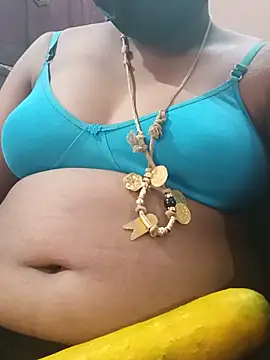 tamil_swathii webcam