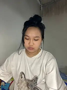 Almira6868 webcam