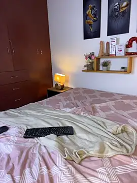 nairagold_ webcam