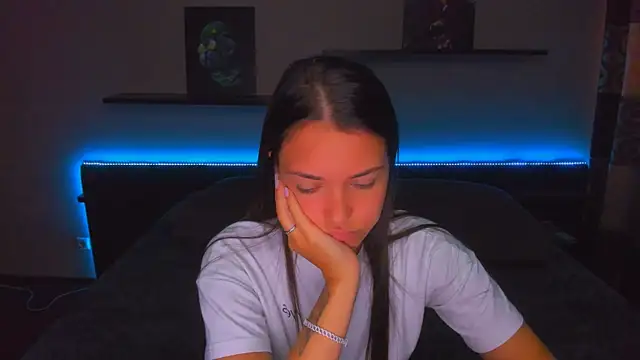 AlexaBarkley webcam