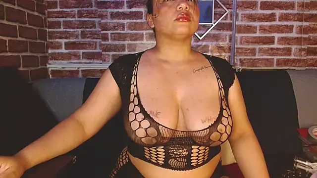 emma_bdsm_