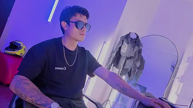 angel_still_